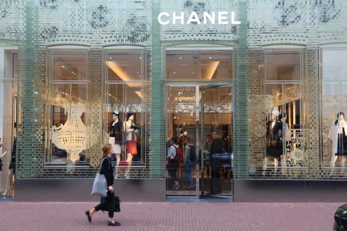 Amsterdam: High-End Fashion Shopping Walking Tour - Free Cancellation Policy