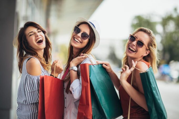 Amsterdam: High-End Fashion Shopping Walking Tour - Reserve Now and Pay Later