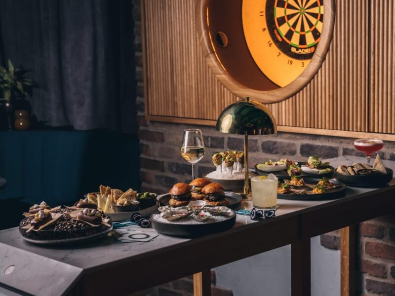 Amsterdam: High-Tech Dart Gaming Experience - Accessibility and Communication