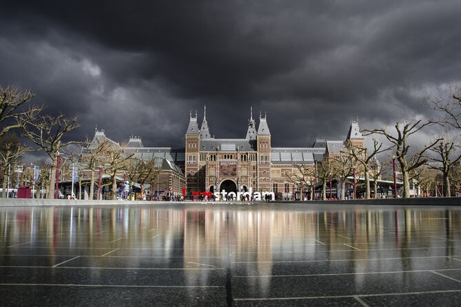 Amsterdam Highlights Self Guided Scavenger Hunt and Walking Tour - Accessibility and Participation