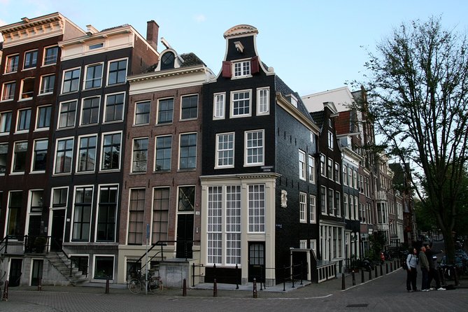 Amsterdam Highlights Small-Group Walking Tour - Visiting the Royal Palace