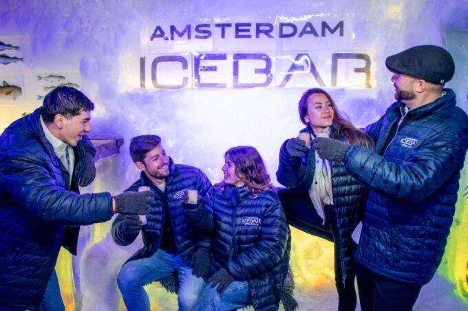 Amsterdam: Icebar Entry Ticket With 3 Drinks - Additional Information