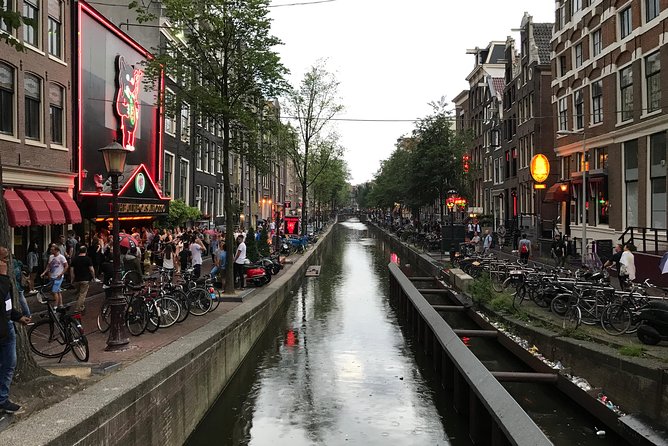Amsterdam: Introduction Walking Tour (Top Rated) - Immersive Experience in Amsterdam