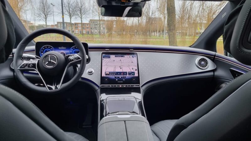 Amsterdam: Keukenhof and Tulip Fields Private Day Trip - Key Points