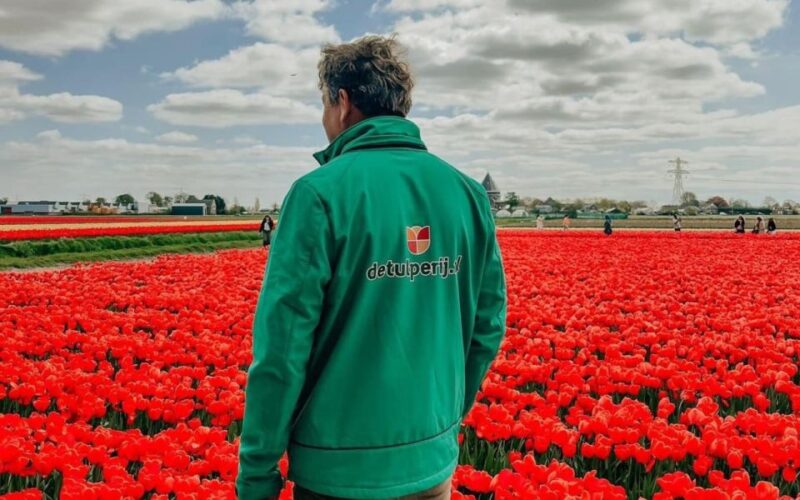 Amsterdam: Keukenhof, Tulip Farm Full-Day Tour With Cruise - Tour Inclusions
