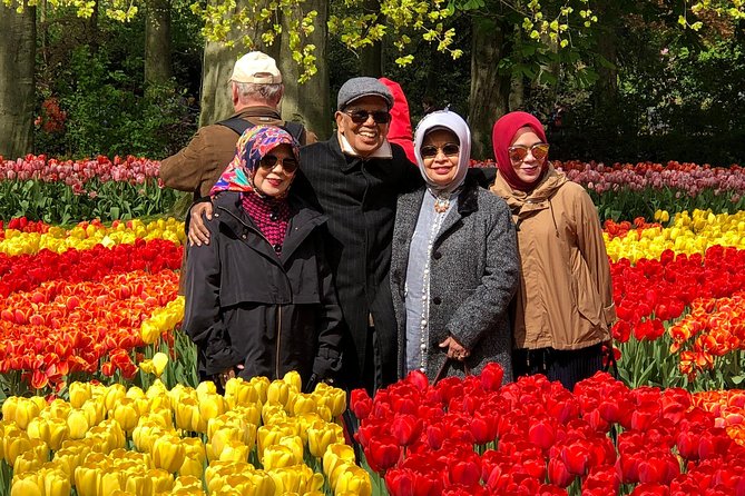 Amsterdam: Keukenhof Tulip Gardens and Giethoorn With Boat Tour - Meeting and Pickup Details