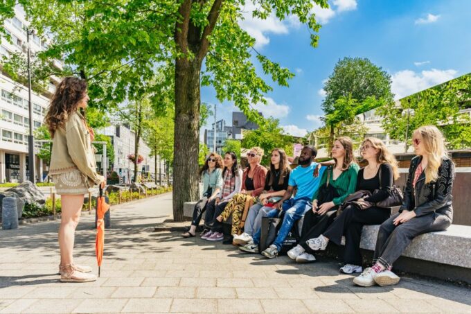 Amsterdam: Life of Anne Frank and World War II Walking Tour - Meeting Point