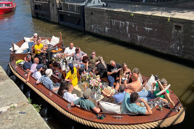 Amsterdam Luxury Boutique Boat Tour With Unlimited Beer and Wine - Sights Explored
