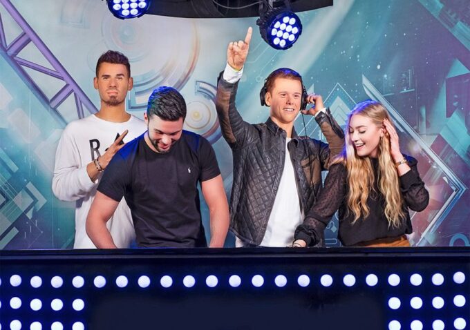 Amsterdam: Madame Tussauds & Amsterdam Dungeon Combo Ticket - What to Expect