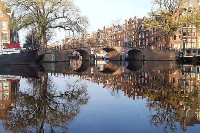 Amsterdam Morning Canal Cruise With Coffee and Tea - Tour Duration and Route