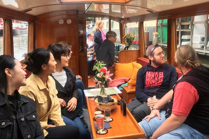 Amsterdam Morning Canal Cruise With Coffee and Tea - Passenger Capacity and Group Size