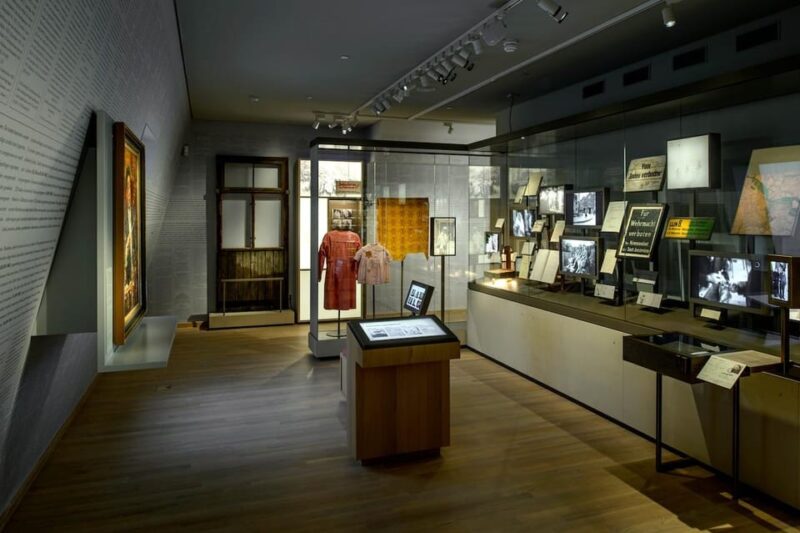 Amsterdam: National Holocaust Museum Entry Ticket - Visitor Experience
