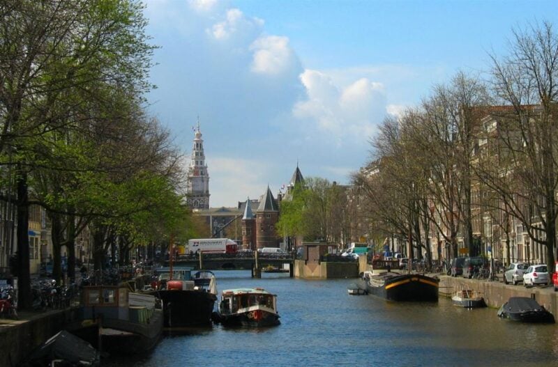 Amsterdam: Old Town Self-Guided Audio Walking Tour - Experience Features