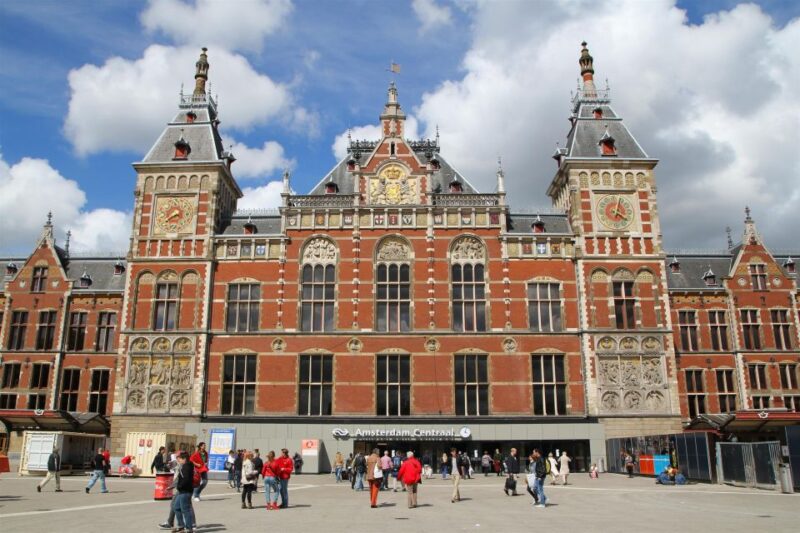 Amsterdam: Old Town Self-Guided Audio Walking Tour - Memorials and WWII Impact