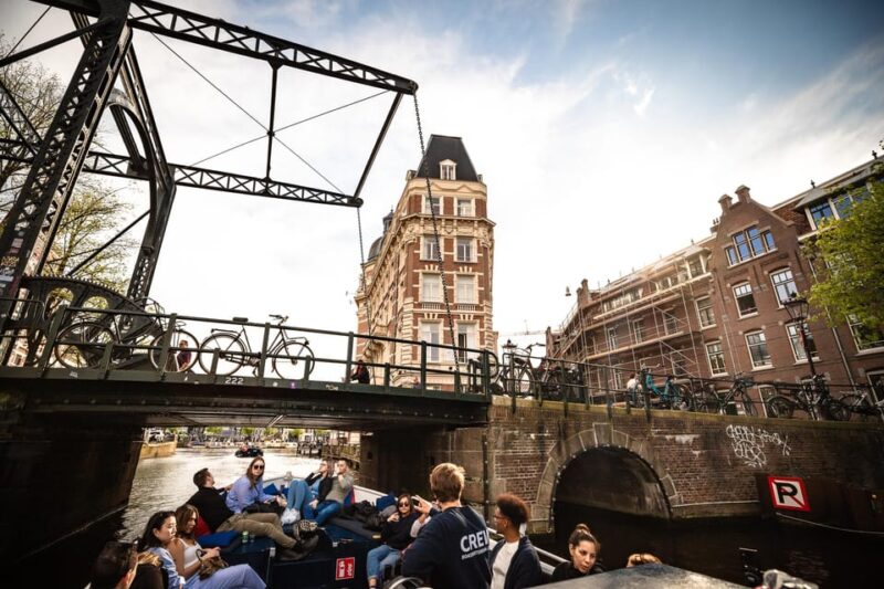Amsterdam Open Boat Tour In Historic City Center With Bar - Tour Duration and Pricing