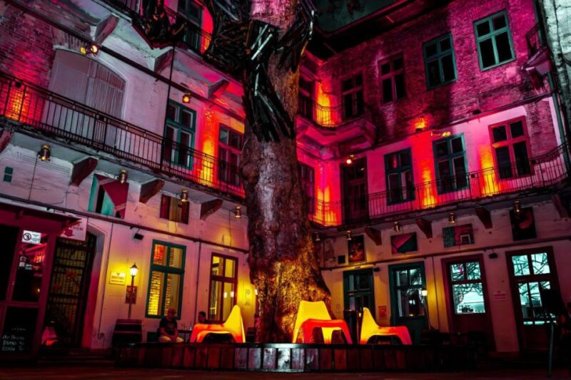 Amsterdam: Original Pub Crawl Party With VIP Entrance - Experience Highlights