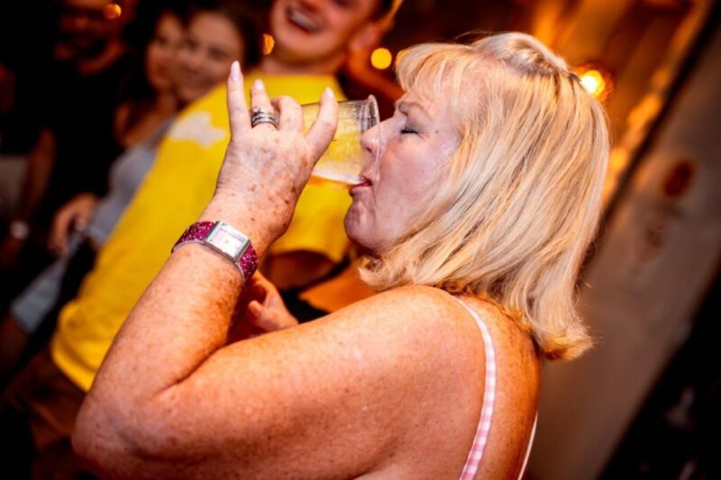 Amsterdam: Original Pub Crawl Party With VIP Entrance - Customer Feedback