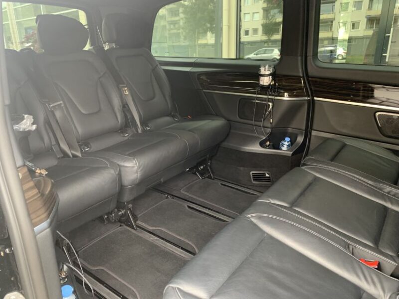 Amsterdam: Private 1-Way Transfer From Cruise Port to Hotel - Vehicle and Amenities