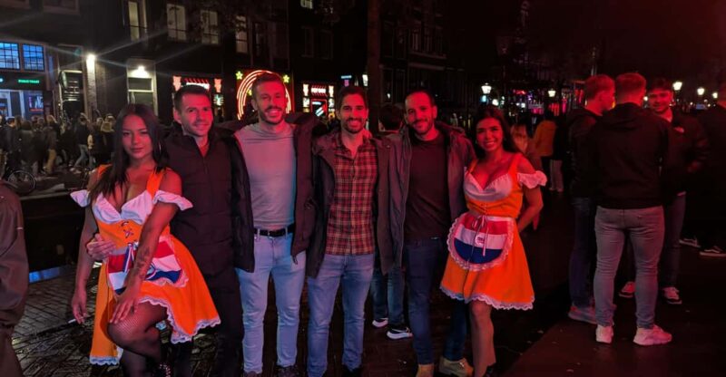 Amsterdam: Private Bar Hopping Tour With Bar Maid - Key Points
