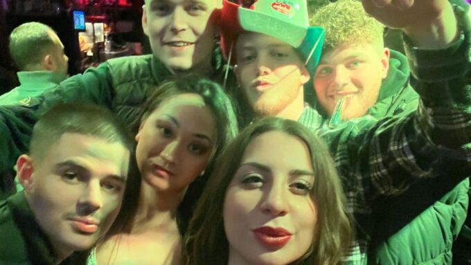 Amsterdam: Private Bar Hopping Tour With Bar Maid - Minimum Participants
