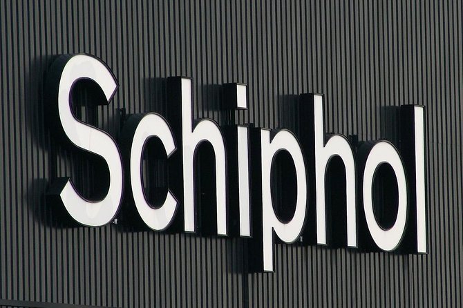 Amsterdam Private Departure Transfer to AMS Schiphol Airport - Travel Time and Comfort