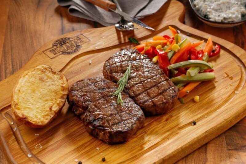 Amsterdam: Private Luxury Cruise With BBQ and Drinks - Key Points