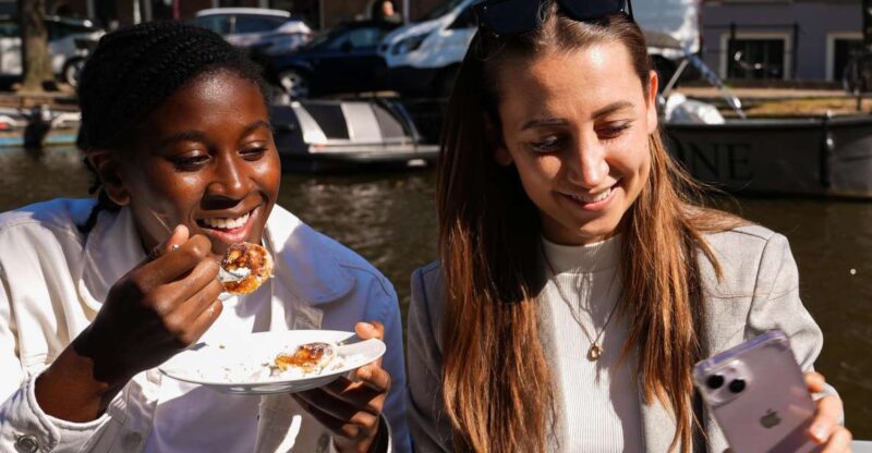 Amsterdam: Private Luxury Cruise With BBQ and Drinks - Sightseeing Details