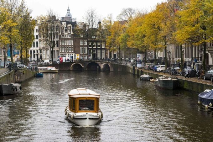 Amsterdam Private Photography Walking Tour - Booking and Availability
