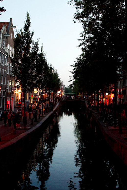 Amsterdam: Private Red Light District Tour - Itinerary