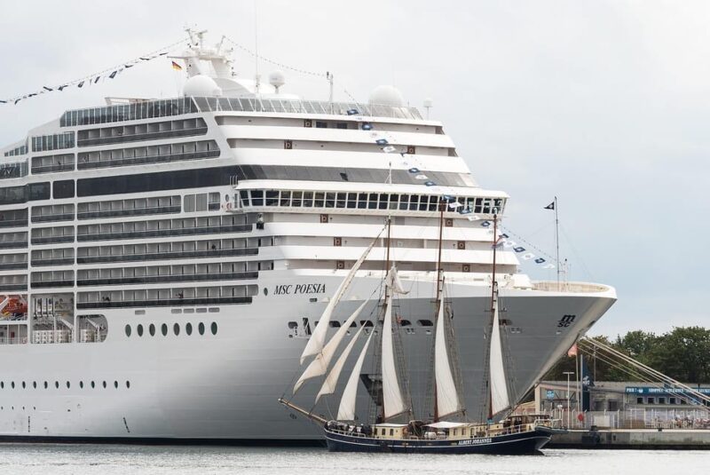 Amsterdam: Private Transfer to and From Cruise Port - VIP - Vehicle and Comfort