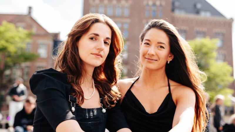 Amsterdam: Professional Photoshoot at Dam Square. - Highlights of the Experience
