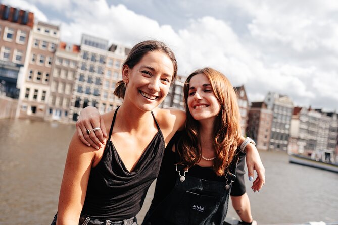 Amsterdam Professional Photoshoot at the Canals - Experience Highlights