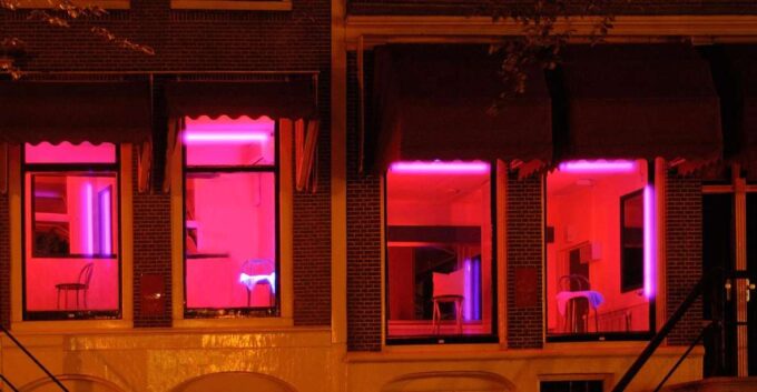Amsterdam: Red Light District 1-hour Smartphone Audio Tour - Customer Feedback