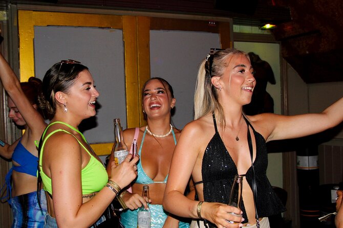 Amsterdam Red Light District Bar and Club Crawl - Meeting Details