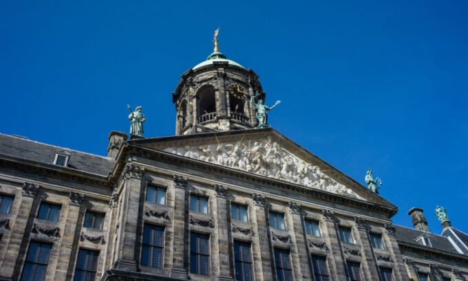 Amsterdam: Red Light District & City Tour German or English - Cancelation Policy
