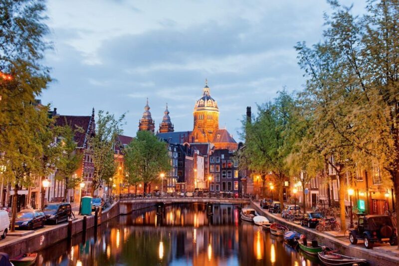 Amsterdam: Red Light District Horrors Audio Walking Tour App - Key Points