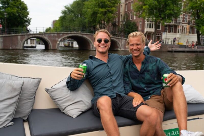 Amsterdam: Red-Light District Pub Crawl and Booze Boat Tour - Itinerary Details