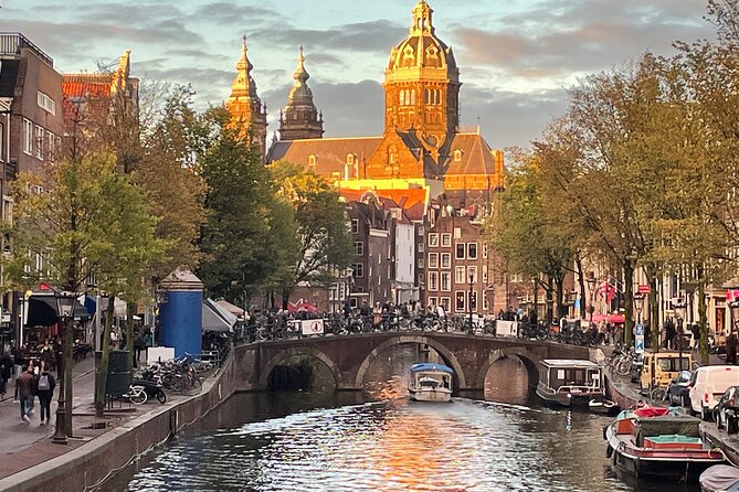 Amsterdam Red Light District: Serene and Other! - Meeting and Pickup