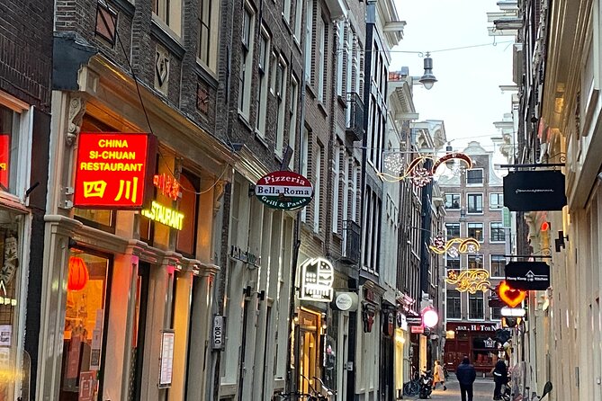 Amsterdam Red Light District: Serene and Other! - Local Insights