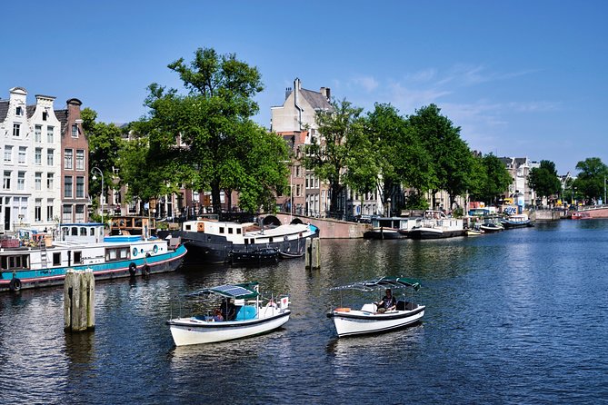 Amsterdam Revealed: 2-Hour Grand Tour - Whats Included and Excluded