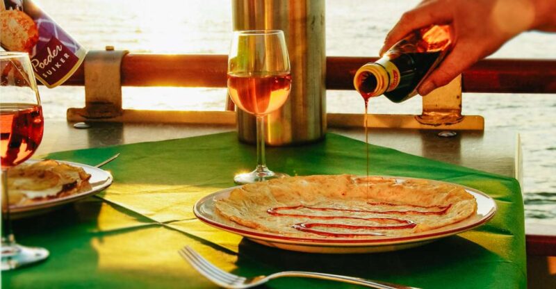 Amsterdam: River Cruise With All-You-Can-Eat Dutch Pancakes - Admire Amsterdams Changing Landscape