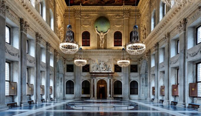 Amsterdam: Royal Palace Entry Ticket and Audio Guide - Discovering Dutch Golden Age Art