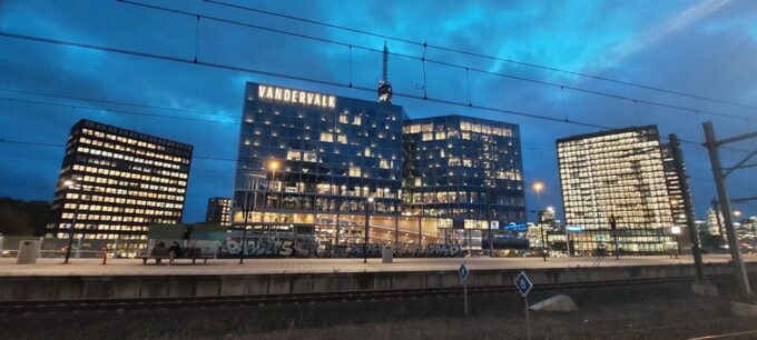 Amsterdam: Shore Excursion Incl. Walking Tour & Canal Cruise - Frequently Asked Questions