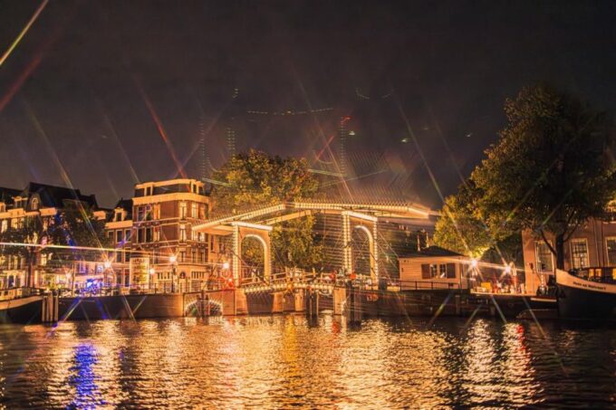 Amsterdam: The Bulldog Smoke-friendly Boat Cruise & 2 Drinks - What to Bring and Expect