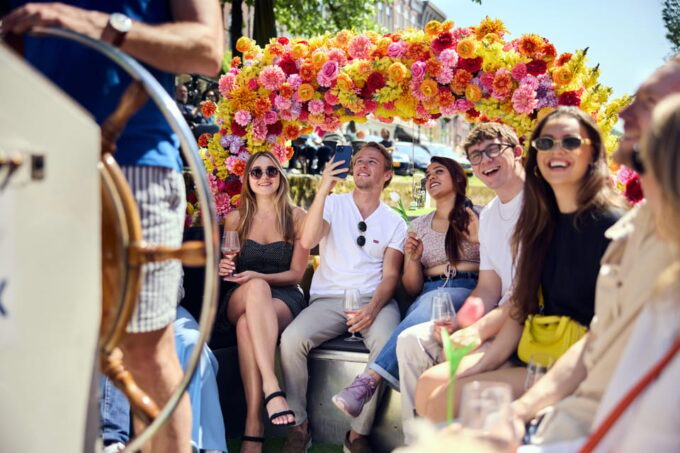 Amsterdam: the Original Flower Boat With Local Guide and Bar - Booking Options and Departure Locations