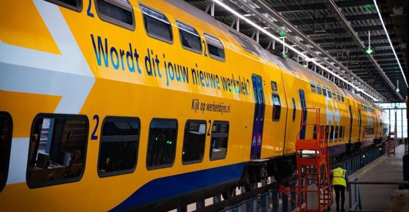Amsterdam: Train Transfer Amsterdam From/To Den Haag - Travel Experience