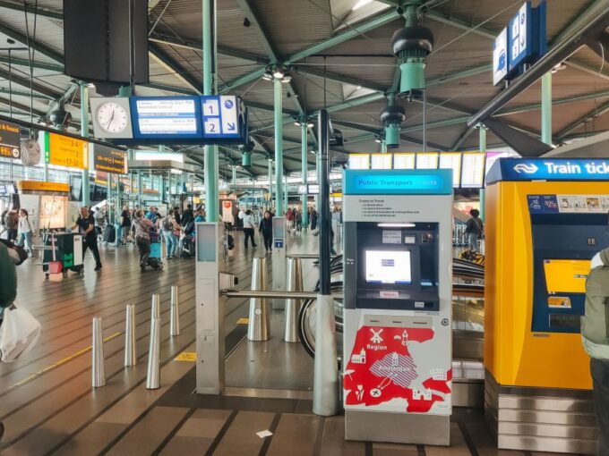 Amsterdam: Travel Ticket for 1-3 Days With Airport Transfer - Frequently Asked Questions