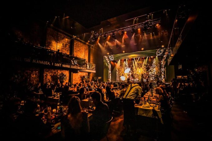 Amsterdam: VEGAS Dinner Show With 3-Course Sharing Menu - Reservation and Cancellation Policies