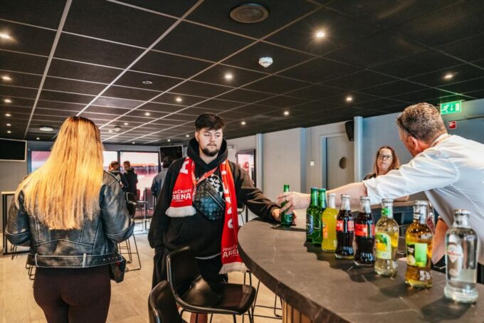 Amsterdam: VIP Johan Cruijff Arena Tour With Drink and Scarf - Customer Feedback