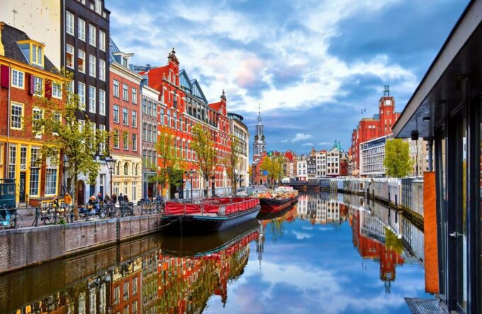 Amsterdam: Walking Tour With Audio Guide on App - Frequently Asked Questions